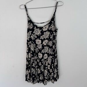 Brandy Melville Black and Cream Floral Dress